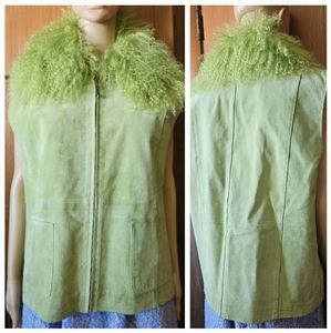 VTG Lisa International Green 100% Suede Vest size XL 69341